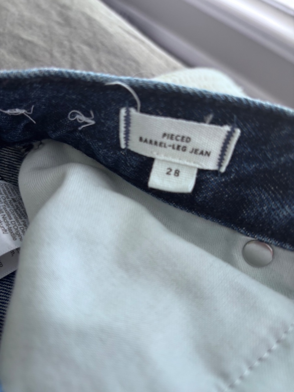 NWOT! Madewell Pieced Barrel Jeans Size 28 - Picture 3 of 7